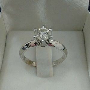 Meet your Posher, Bruna